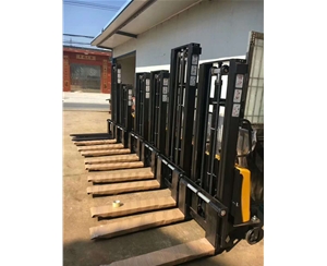 倉儲(chǔ)叉車租賃車型展示